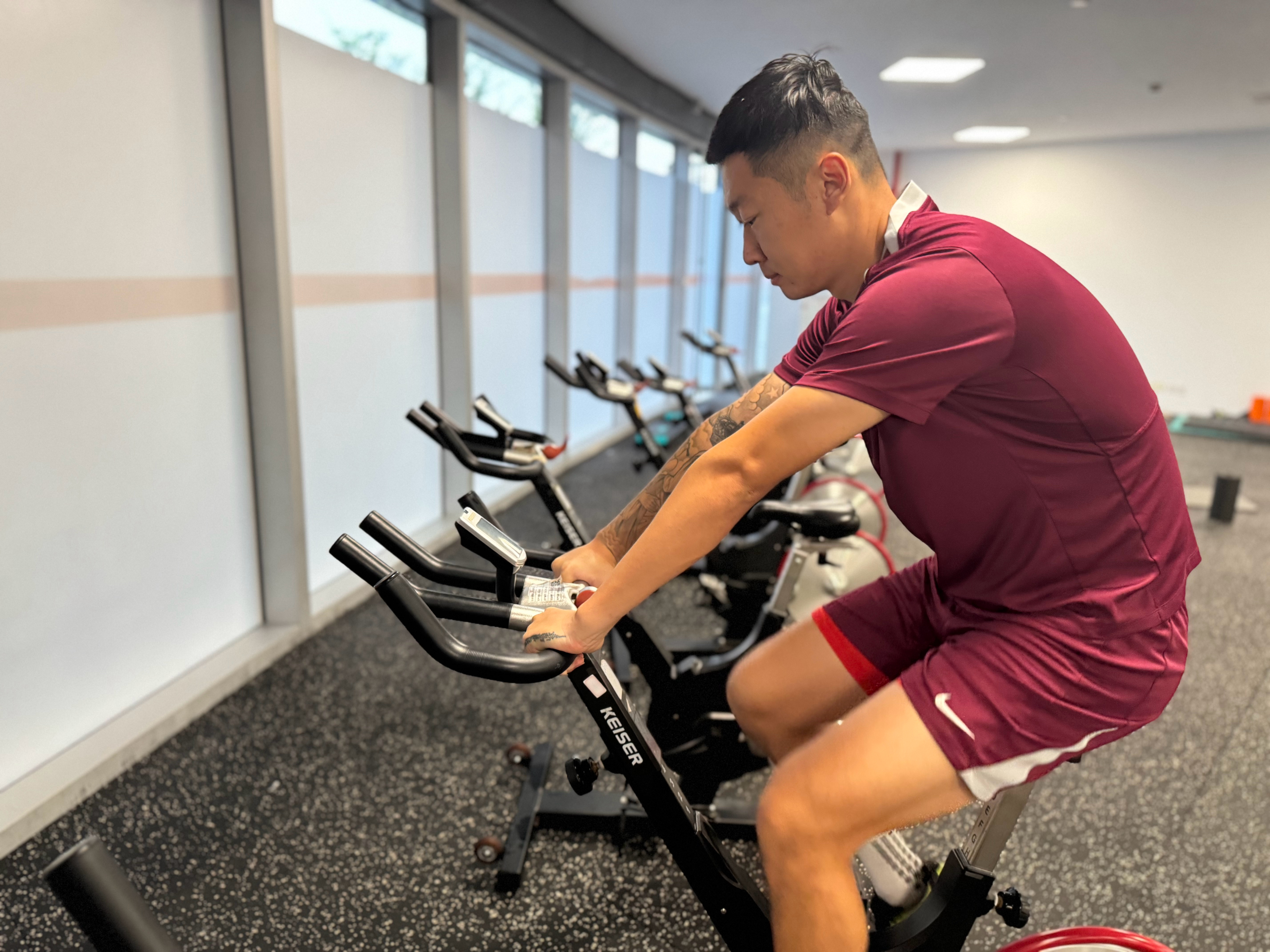 清晨体能课后，布莱顿防线松动备战英超，管理层满意，身体对抗强度拉满的简单介绍-九游体育下载